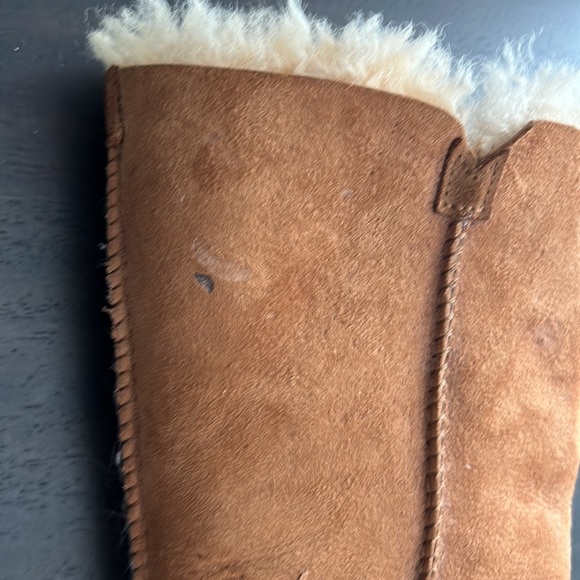 UGG Bailey Button Triplet Boots - Picture 7 of 8